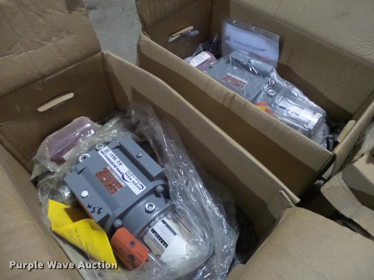 image for item AU9641 (2) American Meter 3.5M gas meters