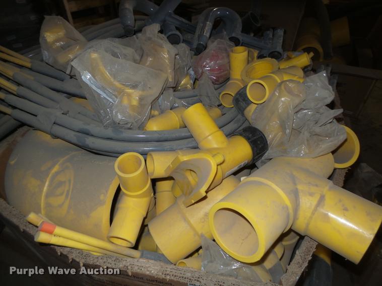 image for item AU9643 Meter piping and mounting brackets