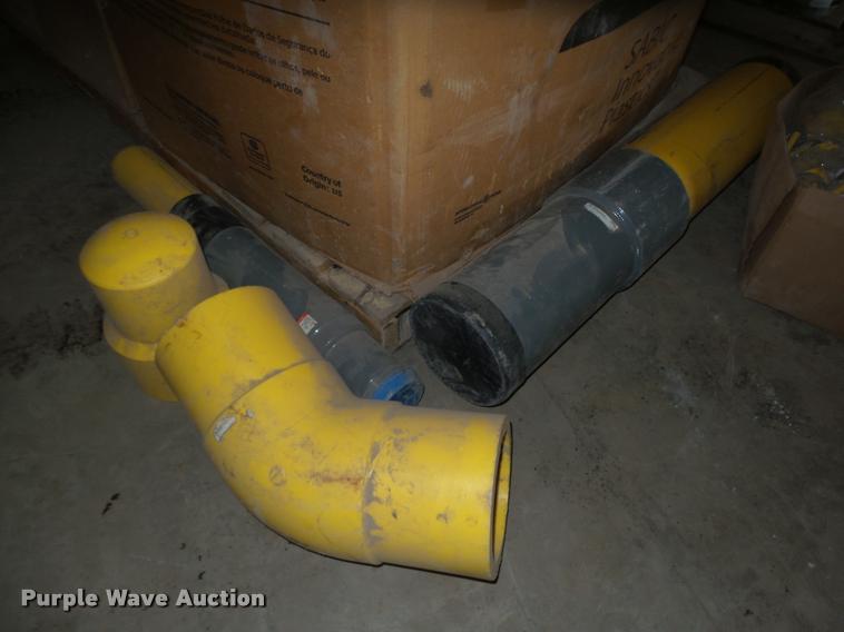 image for item AU9643 Meter piping and mounting brackets