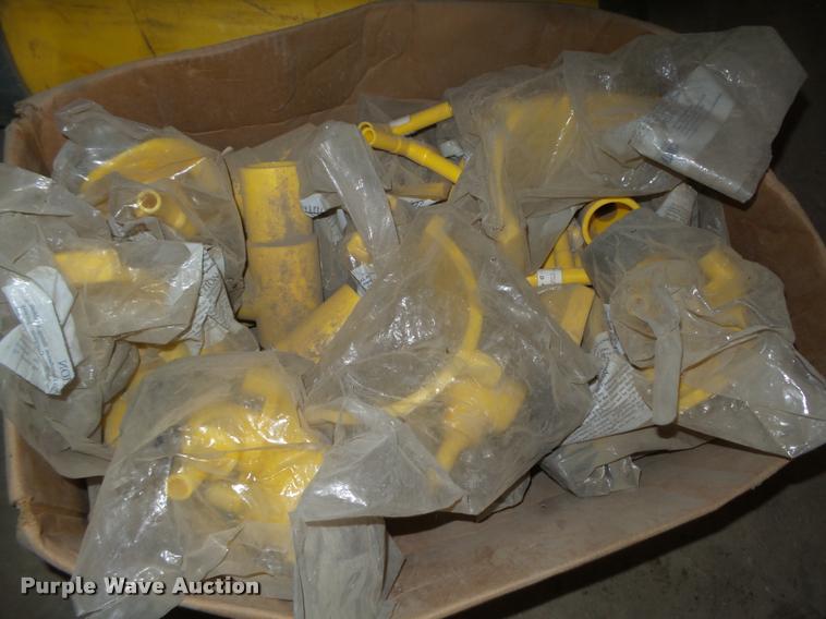 image for item AU9643 Meter piping and mounting brackets