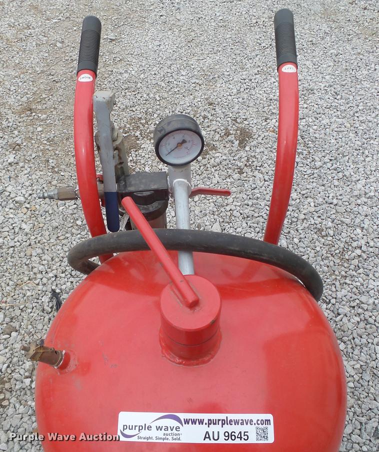 image for item AU9645 Central Pneumatic sandblaster