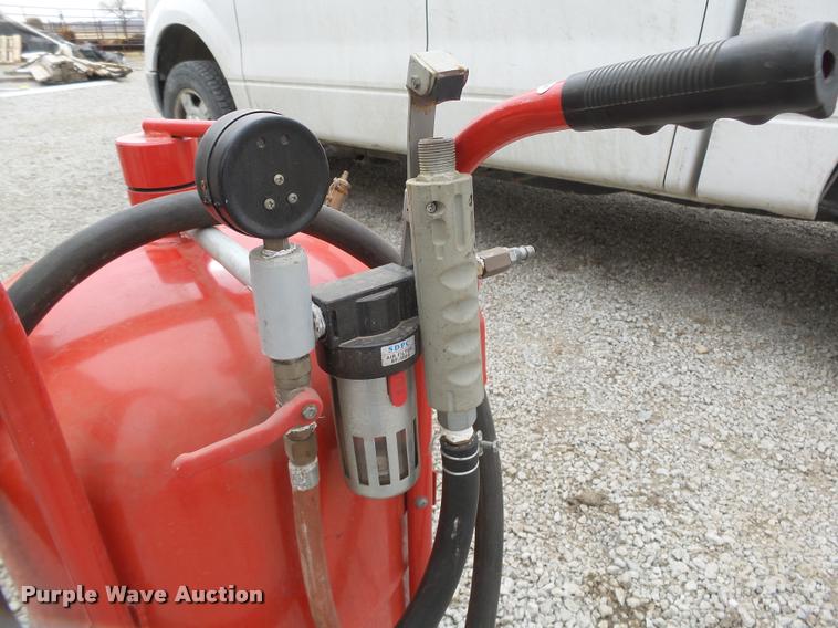 image for item AU9645 Central Pneumatic sandblaster