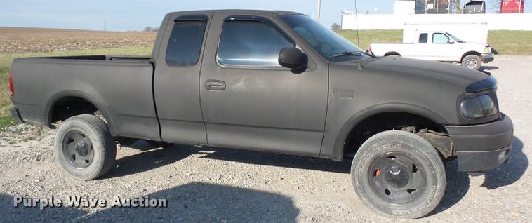 image for item BH9294 2001 Ford F150 SuperCab pickup truck