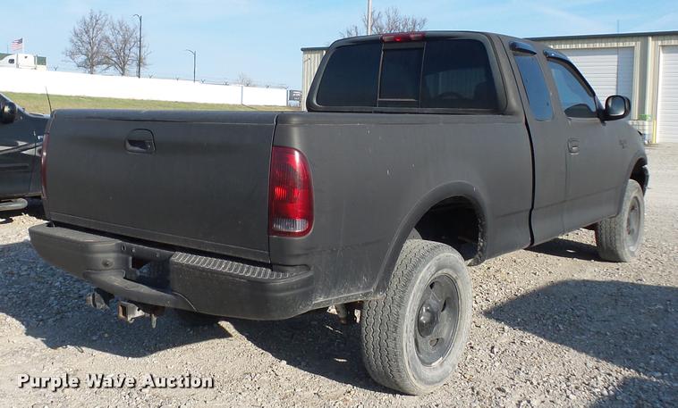 image for item BH9294 2001 Ford F150 SuperCab pickup truck