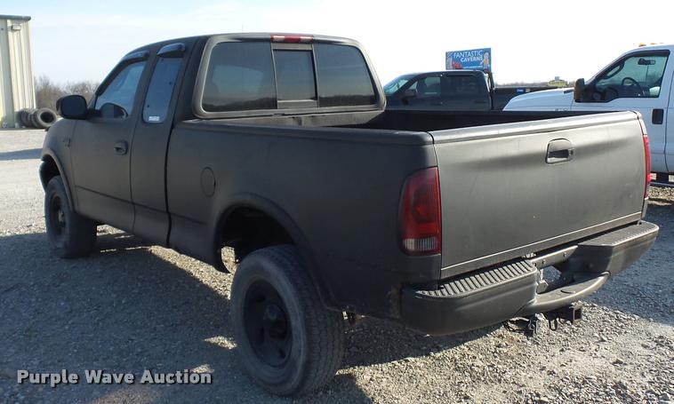 image for item BH9294 2001 Ford F150 SuperCab pickup truck