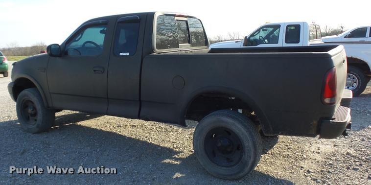 image for item BH9294 2001 Ford F150 SuperCab pickup truck