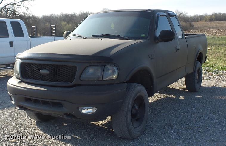 image for item BH9294 2001 Ford F150 SuperCab pickup truck