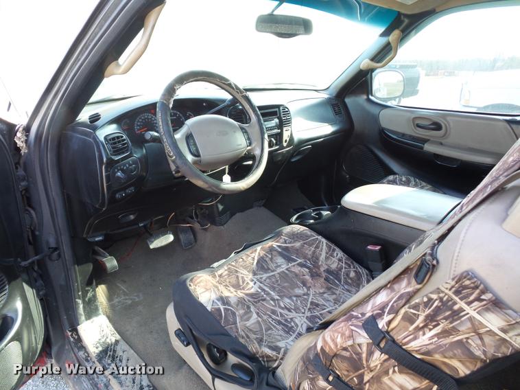 image for item BH9294 2001 Ford F150 SuperCab pickup truck