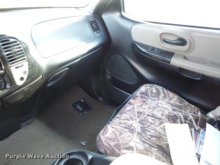 image for item BH9294 2001 Ford F150 SuperCab pickup truck