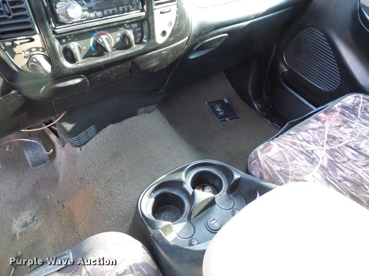 image for item BH9294 2001 Ford F150 SuperCab pickup truck