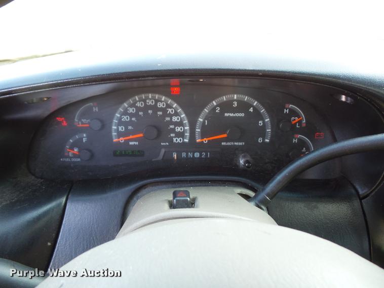 image for item BH9294 2001 Ford F150 SuperCab pickup truck