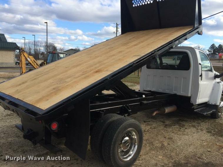 image for item BH9300 Flat bed with hoist