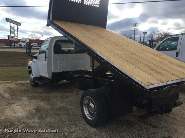 image for item BH9300 Flat bed with hoist