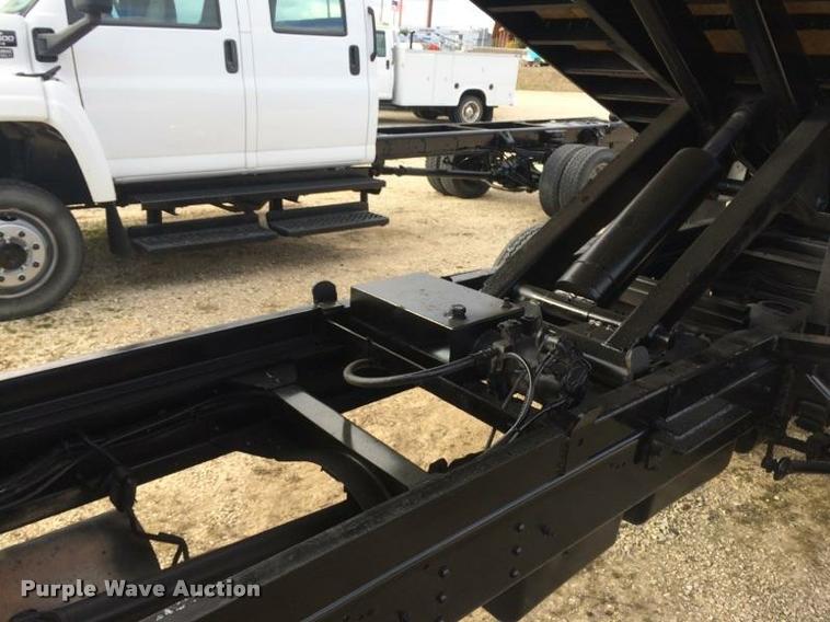 image for item BH9300 Flat bed with hoist