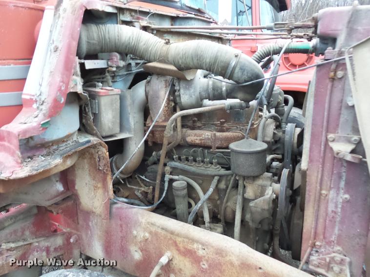 image for item BI9182 1971 Mack truck cab and chassis