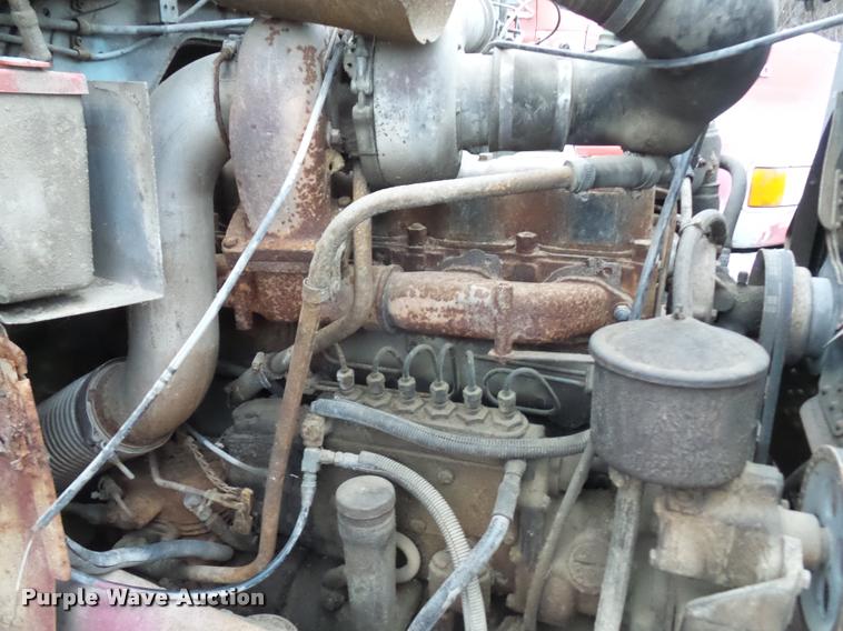 image for item BI9182 1971 Mack truck cab and chassis