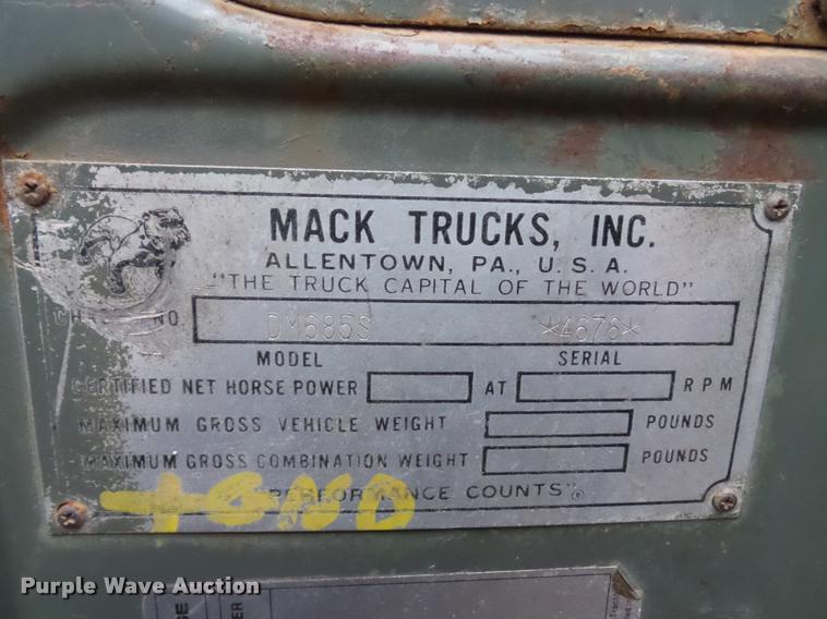 image for item BI9182 1971 Mack truck cab and chassis