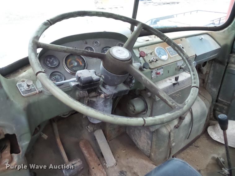 image for item BI9182 1971 Mack truck cab and chassis