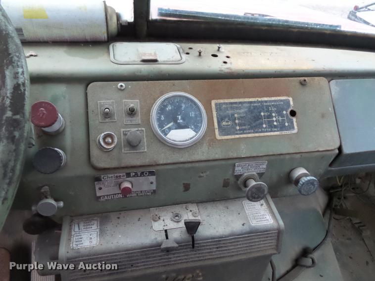 image for item BI9182 1971 Mack truck cab and chassis