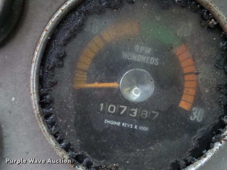 image for item BI9182 1971 Mack truck cab and chassis