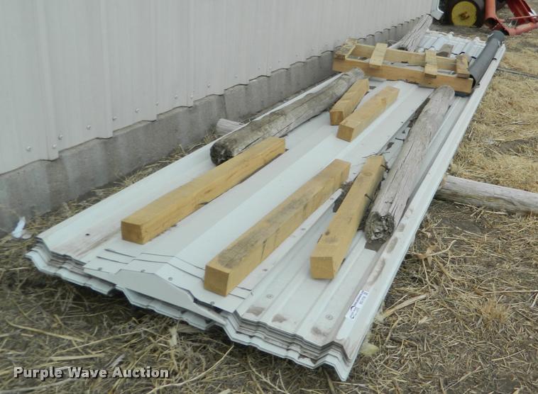image for item BQ9756 Approximately 2,400 square feet of metal siding
