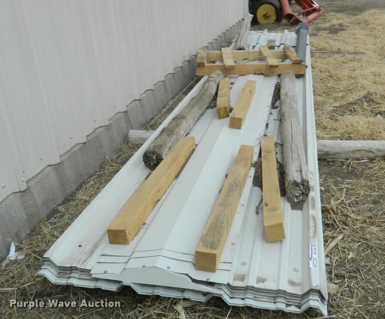 image for item BQ9756 Approximately 2,400 square feet of metal siding