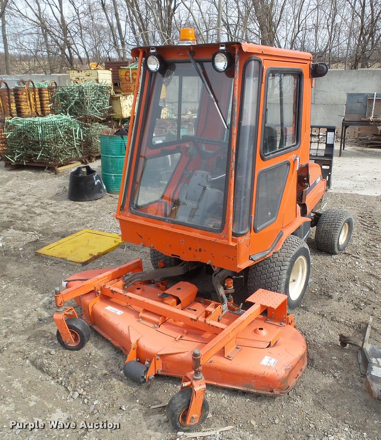image for item CB9865 Kubota F2560 lawn mower and attachments