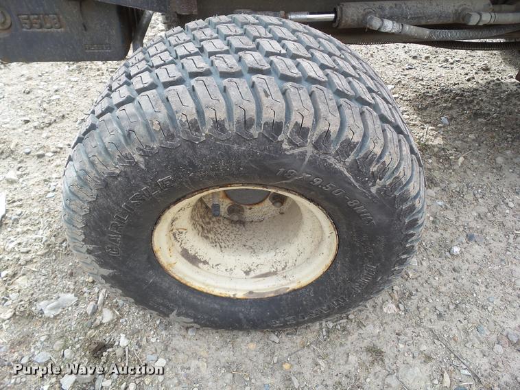 image for item CB9865 Kubota F2560 lawn mower and attachments