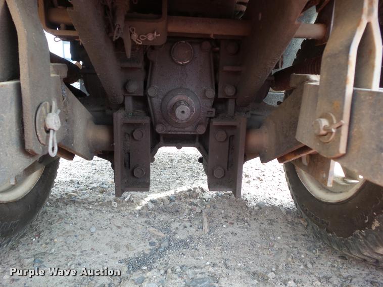 image for item CB9865 Kubota F2560 lawn mower and attachments