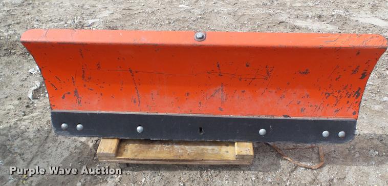 image for item CB9865 Kubota F2560 lawn mower and attachments