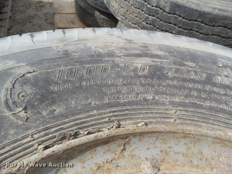 image for item CB9866 Approximately 34 tires and wheels