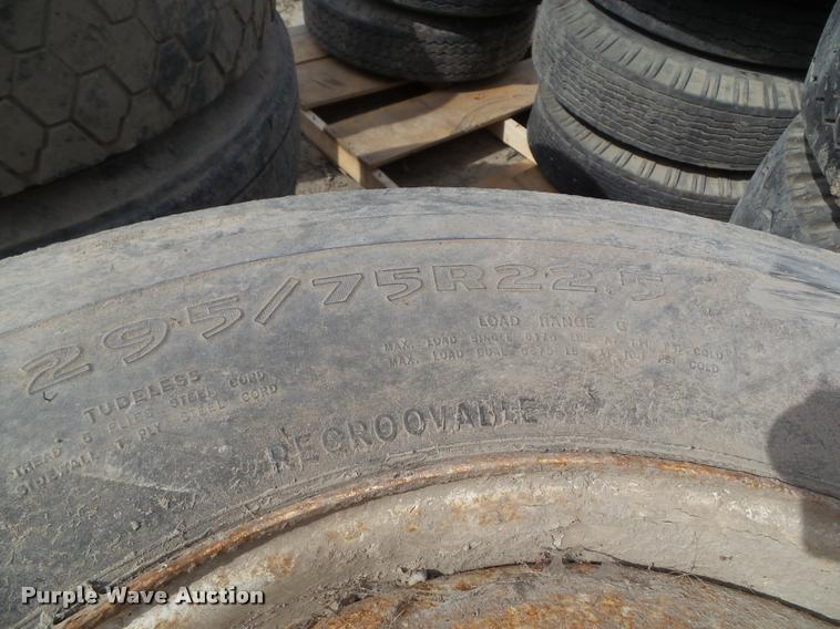 image for item CB9866 Approximately 34 tires and wheels