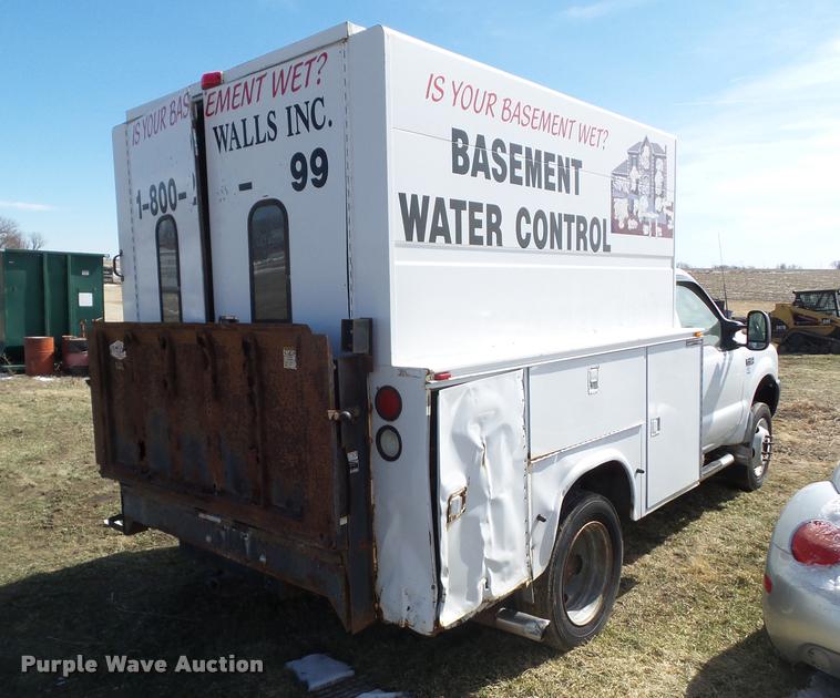 image for item CB9875 2003 Ford F450 Super Duty service truck