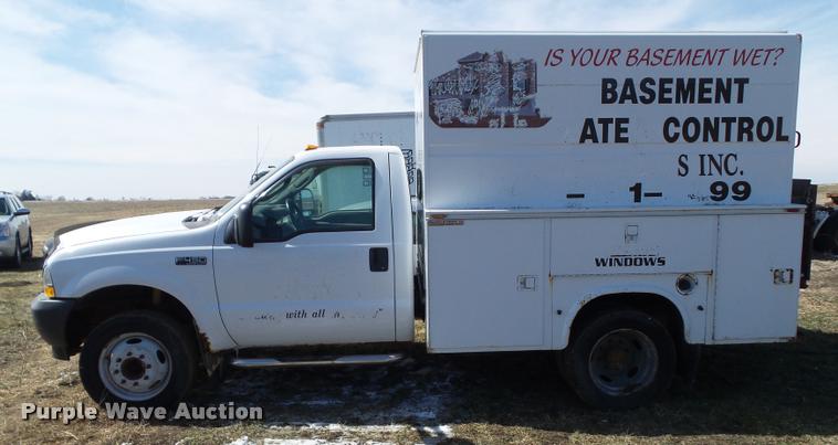 image for item CB9875 2003 Ford F450 Super Duty service truck