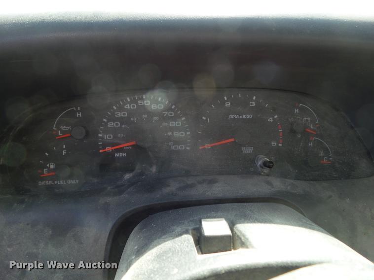 image for item CB9875 2003 Ford F450 Super Duty service truck