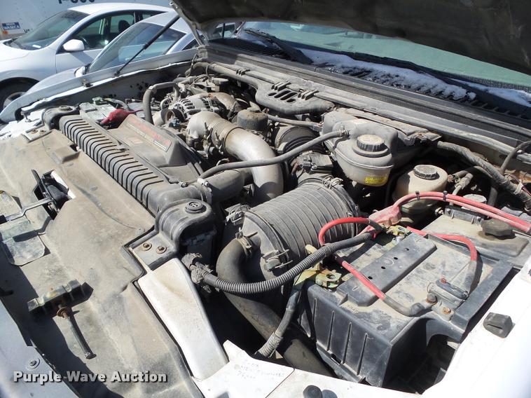 image for item CB9875 2003 Ford F450 Super Duty service truck