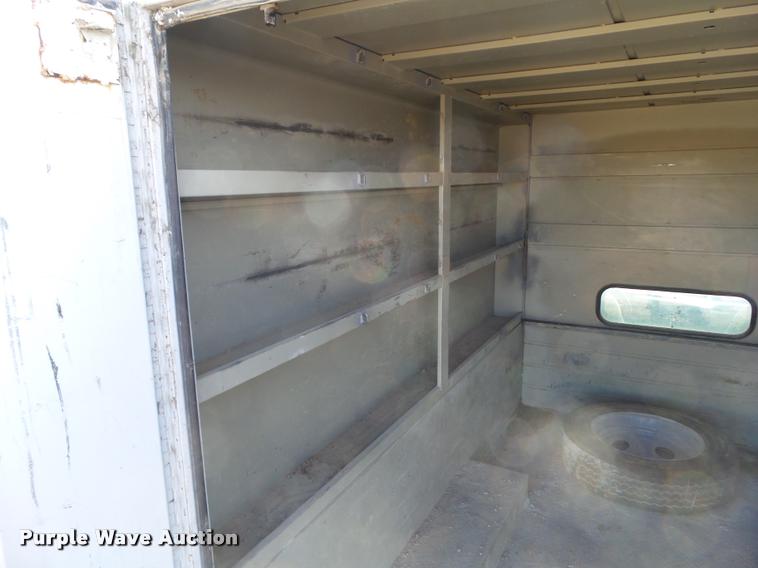 image for item CB9875 2003 Ford F450 Super Duty service truck