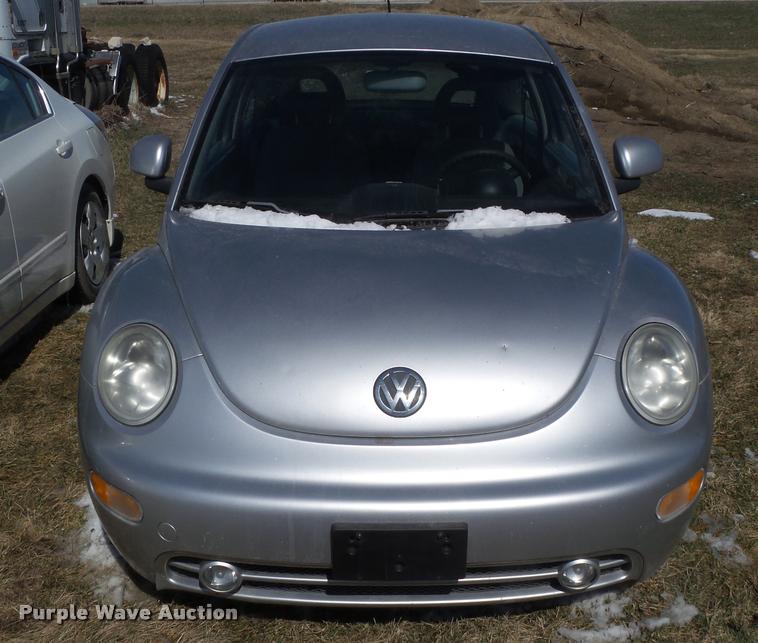 image for item CB9876 2000 Volkswagen New Beetle GLS