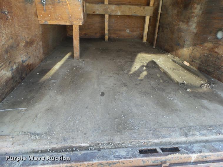 image for item CB9878 1999 Isuzu NPR box truck