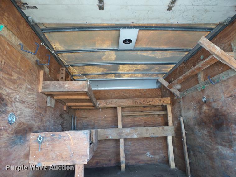 image for item CB9878 1999 Isuzu NPR box truck