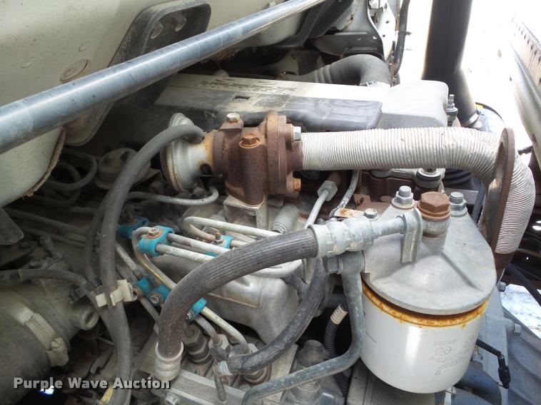 image for item CB9878 1999 Isuzu NPR box truck