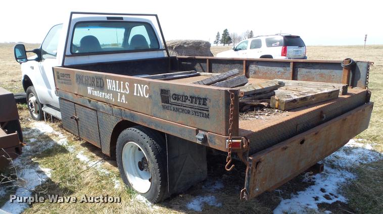 image for item CB9879 1999 Ford F450 Super Duty flatbed truck