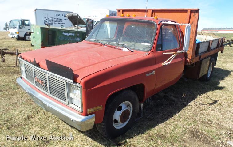 image for item CB9880 1988 GMC R3500 High Sierra flatbed pickup truck