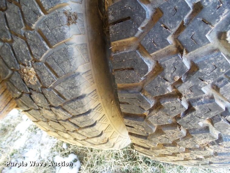 image for item CB9880 1988 GMC R3500 High Sierra flatbed pickup truck