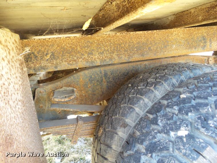 image for item CB9880 1988 GMC R3500 High Sierra flatbed pickup truck