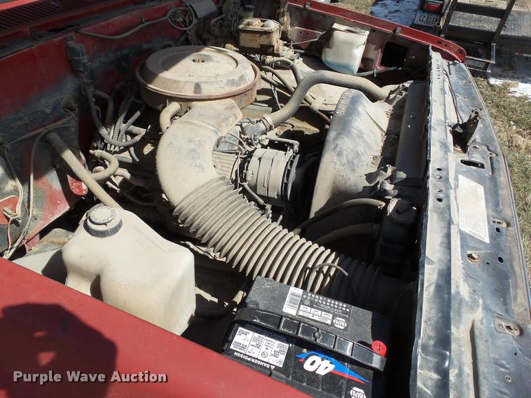 image for item CB9880 1988 GMC R3500 High Sierra flatbed pickup truck