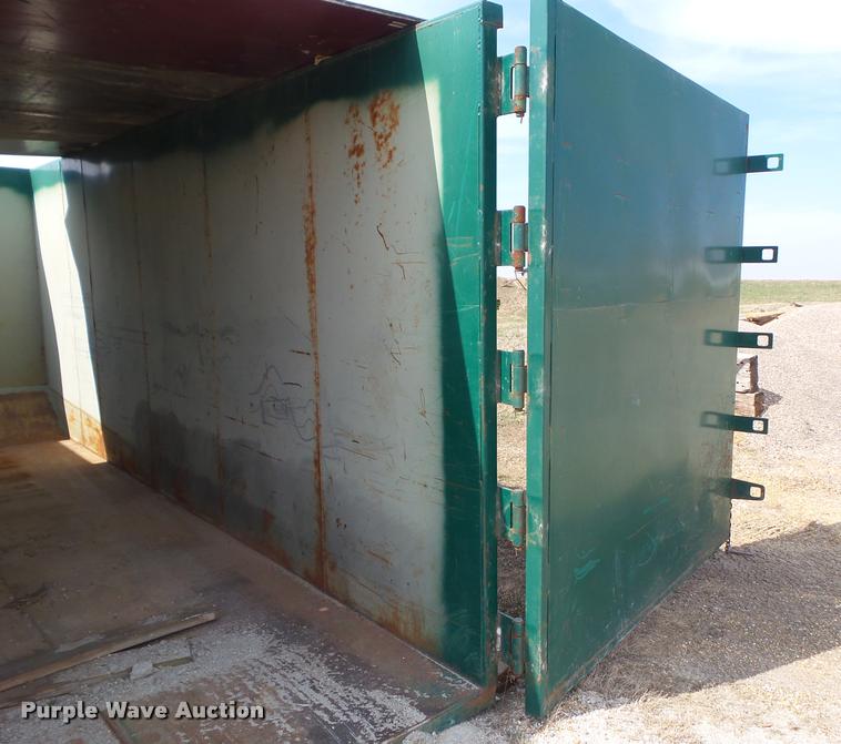 image for item CB9884 Roll off container