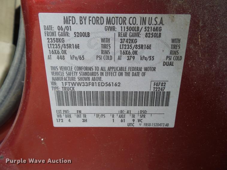 image for item CB9885 2001 Ford F350 Super Duty Crew Cab pickup truck