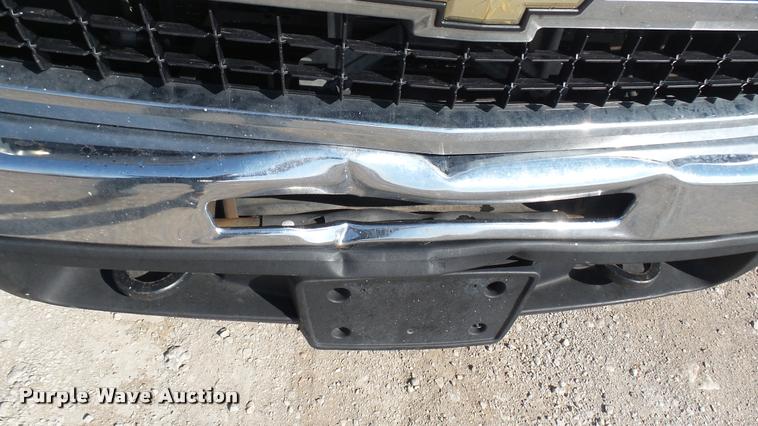 image for item DA0443 2007 Chevrolet Silverado 2500HD Crew Cab pickup truck