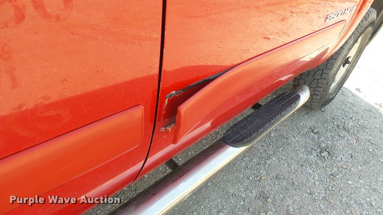 image for item DA0443 2007 Chevrolet Silverado 2500HD Crew Cab pickup truck